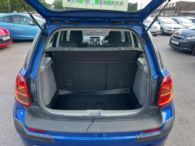 SUZUKI SX4