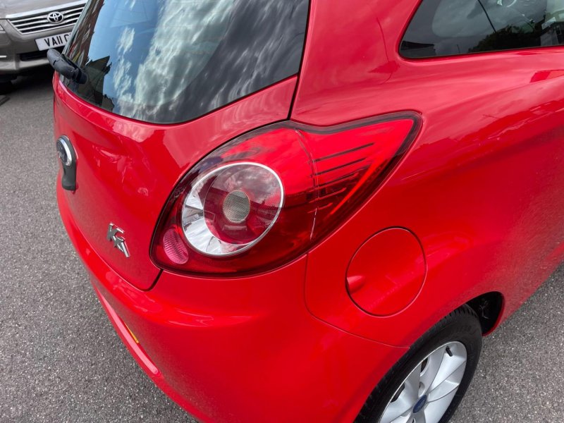 FORD KA