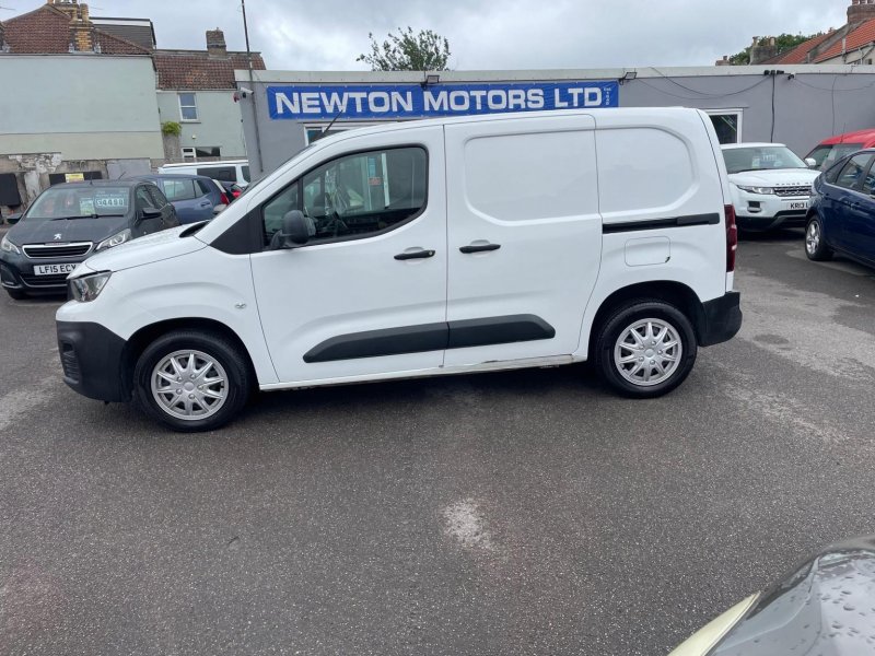PEUGEOT PARTNER