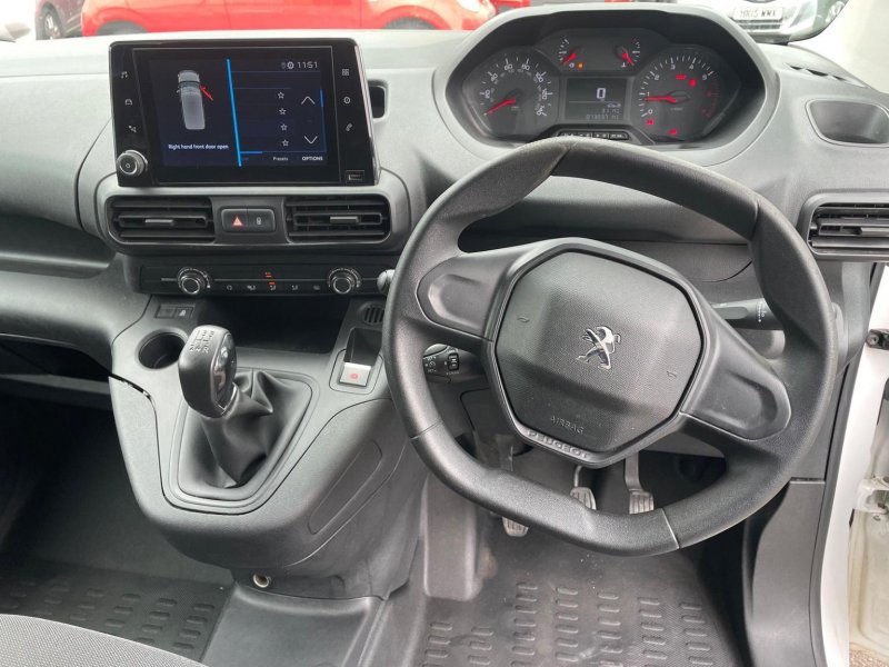 PEUGEOT PARTNER