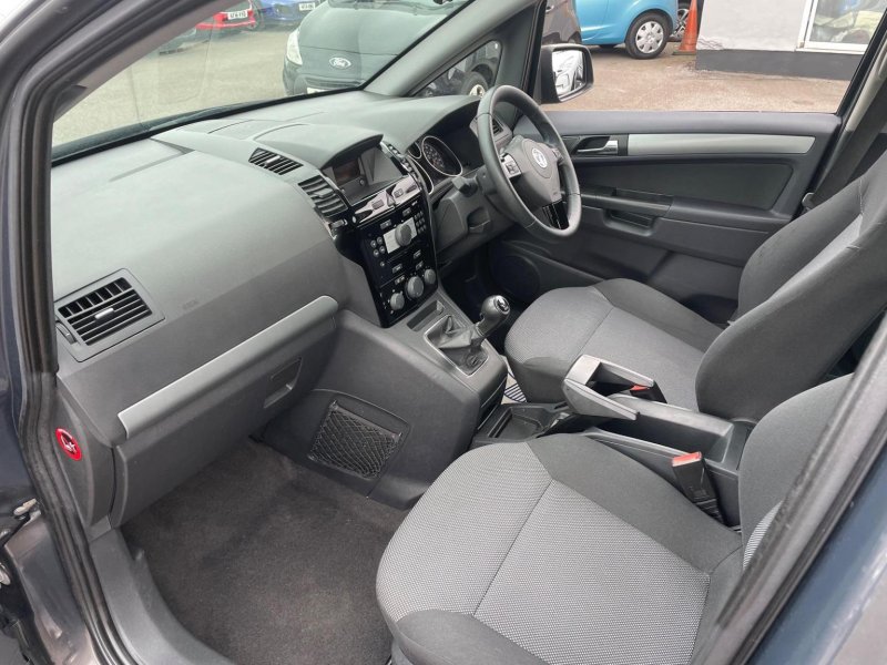 VAUXHALL ZAFIRA