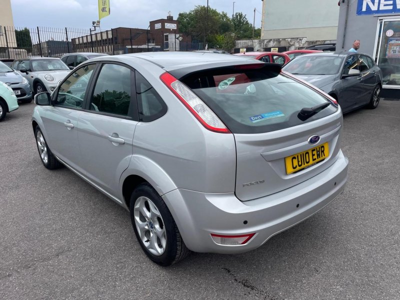 FORD FOCUS
