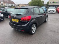 KIA VENGA